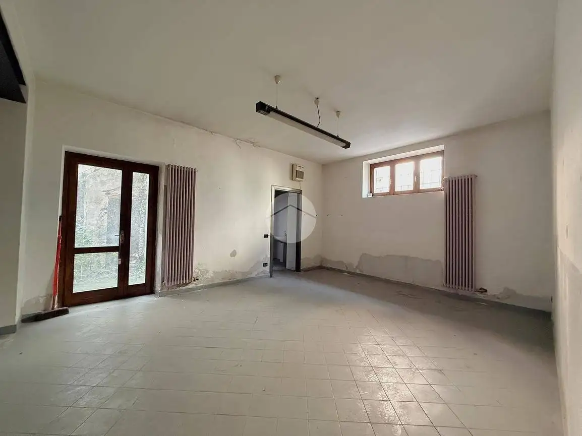 Casa indipendente in vendita a Esine