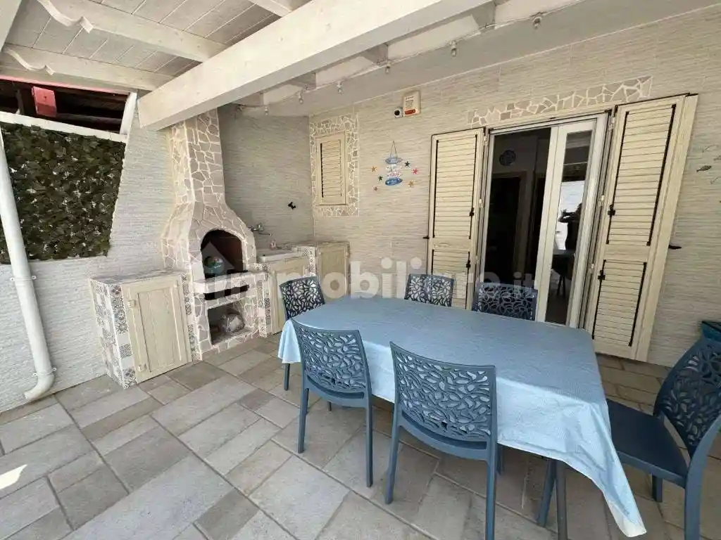 Appartamento in vendita a Maruggio