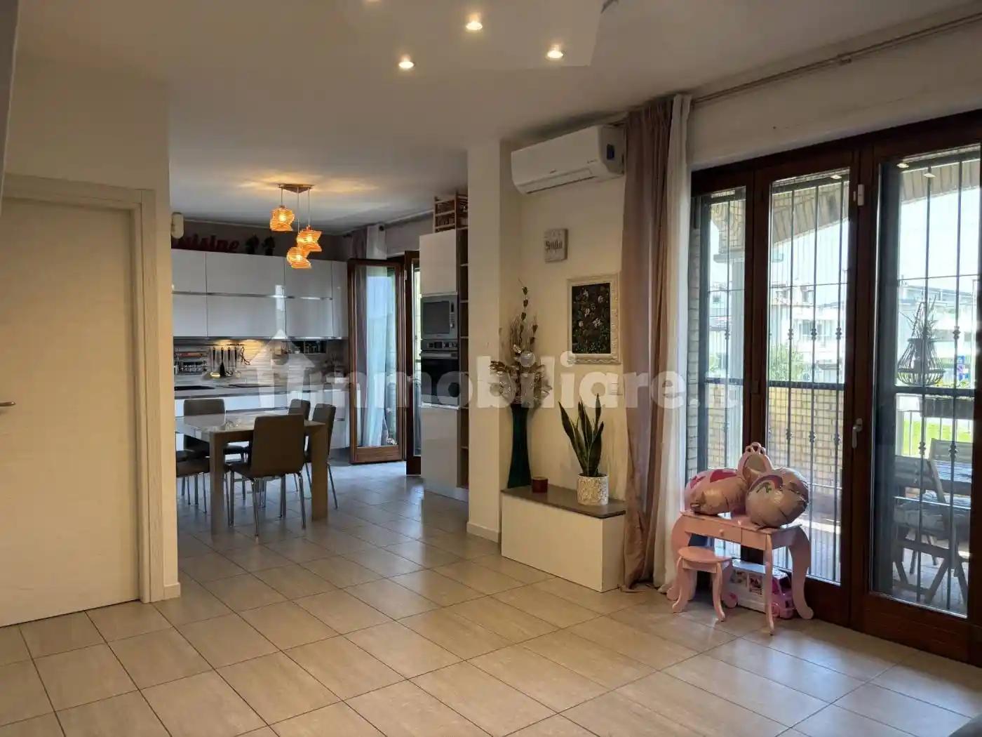 Appartamento in vendita a Carugate