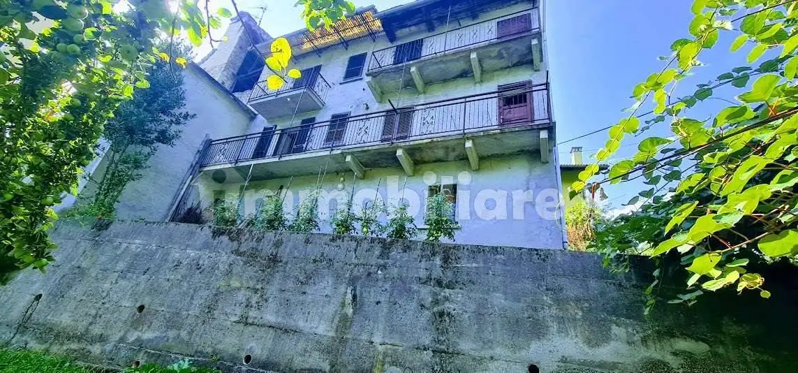 Casa indipendente in vendita a Montecrestese