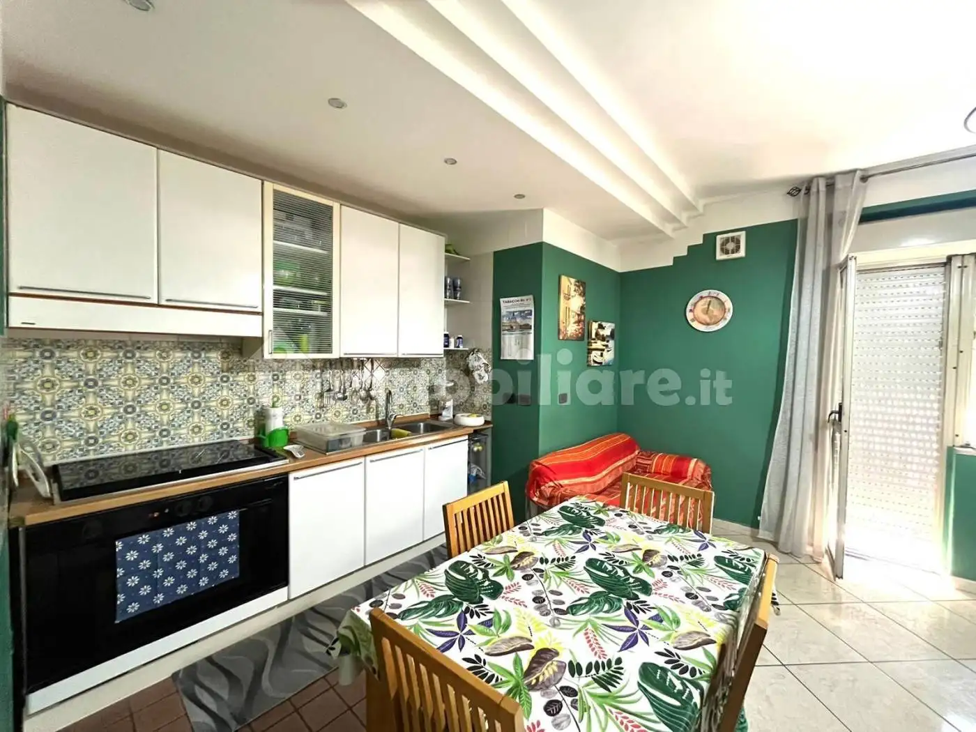 Trilocale via Mezza Appia 95, Centro, Capua