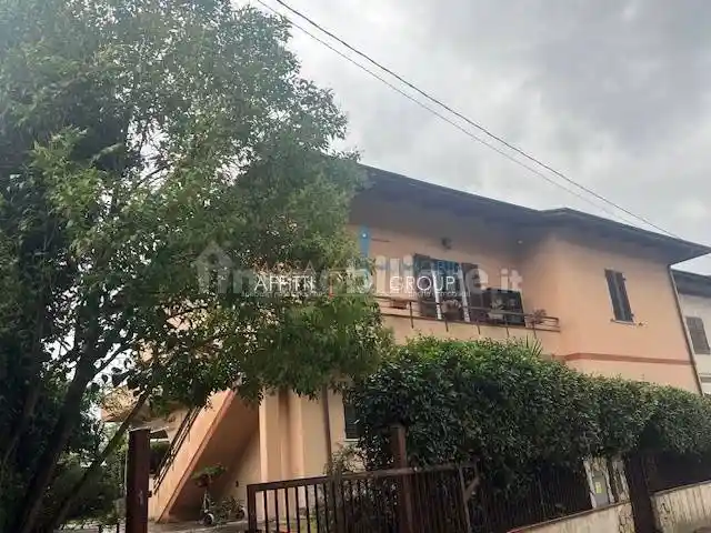 Villetta a schiera in vendita a Massa