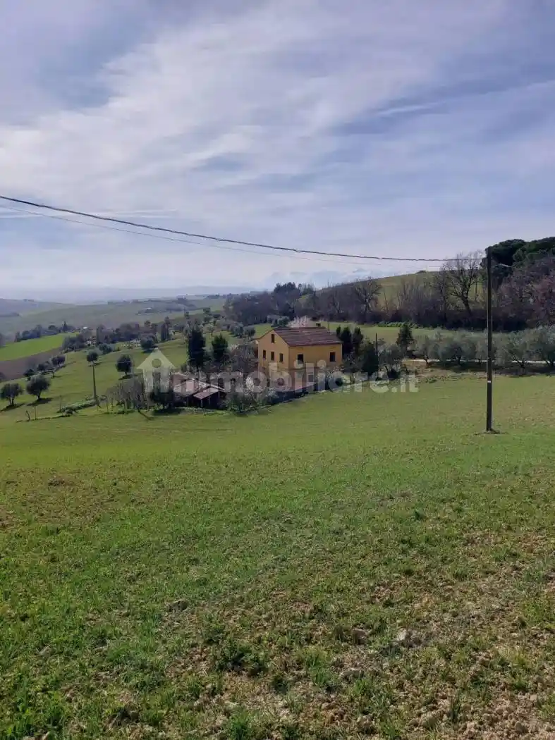 Casa indipendente in vendita a Macerata