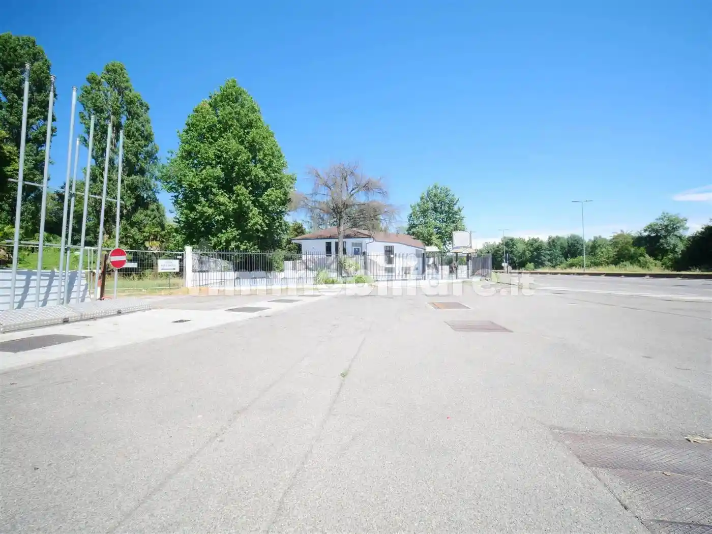 Palazzo - Edificio in Vendita - foto 2