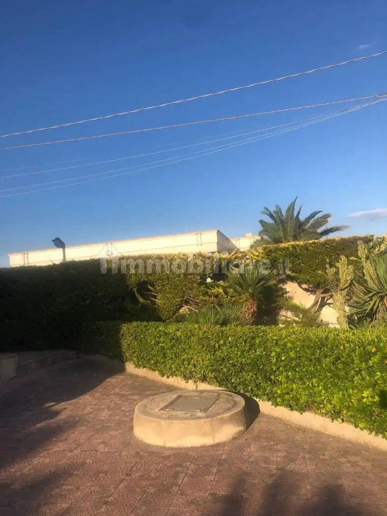 Villa in affitto a Maruggio