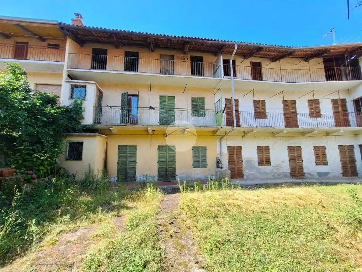 Terratetto plurifamiliare via Cavour 11, Centro, Caravino - foto 2