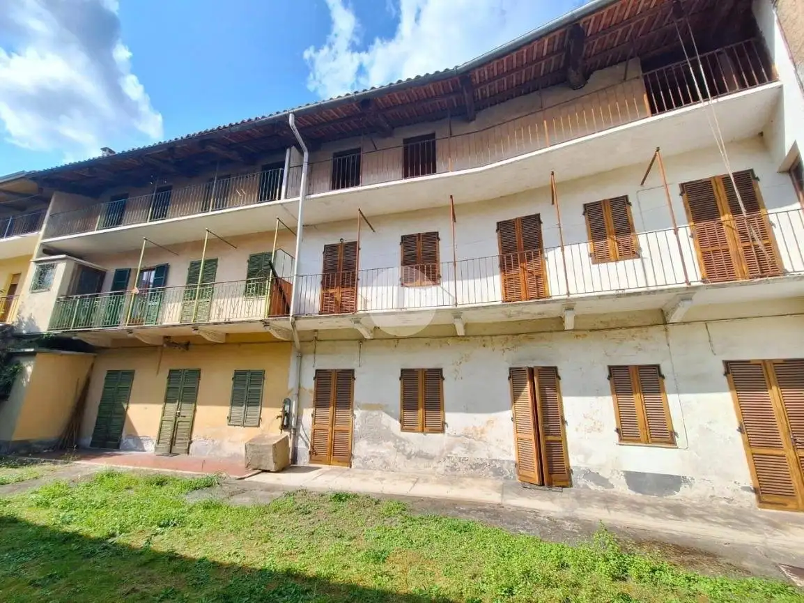 Terratetto plurifamiliare via Cavour 11, Centro, Caravino - foto 3