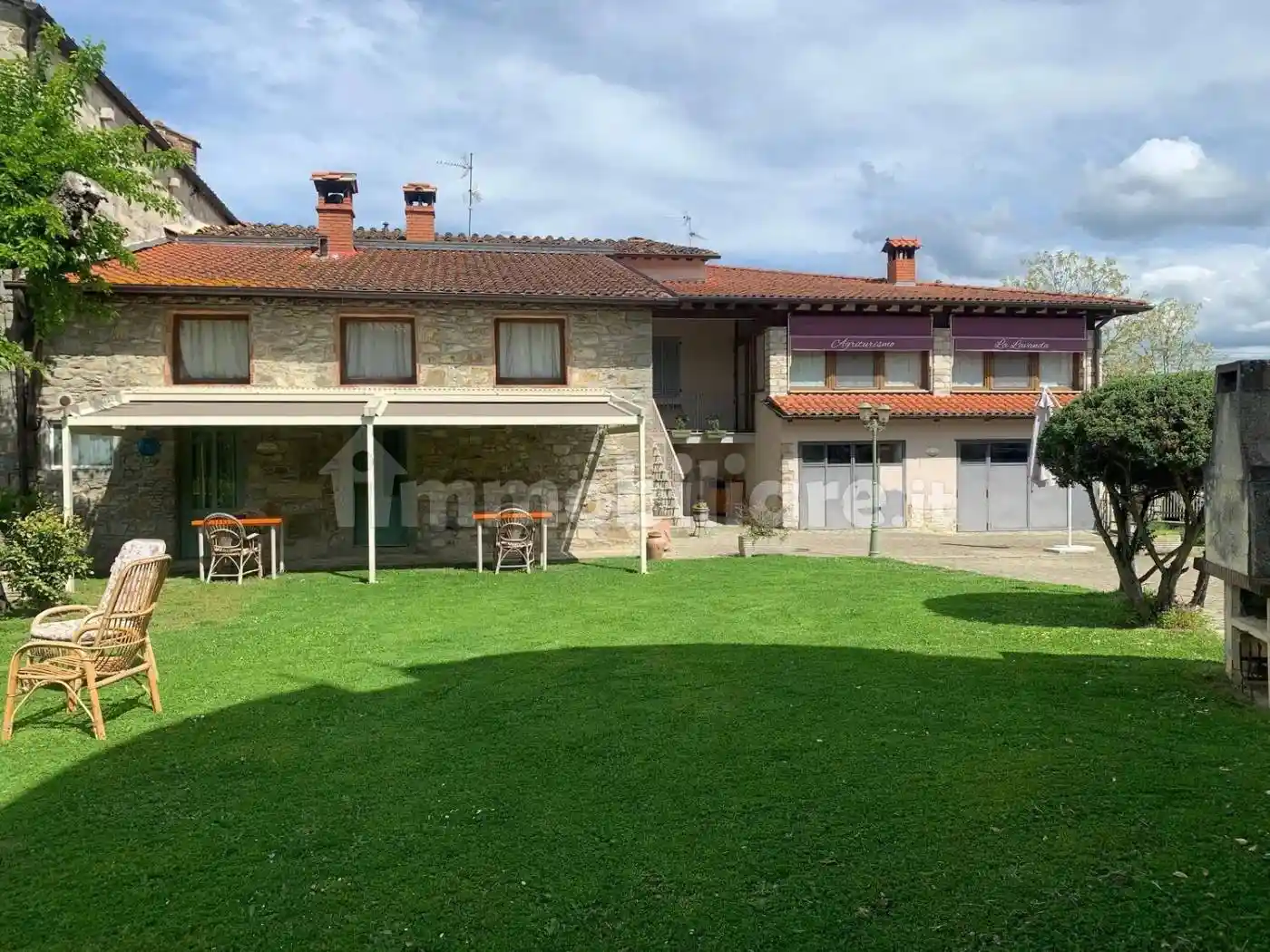 Rustico - Casale in vendita a Poppi