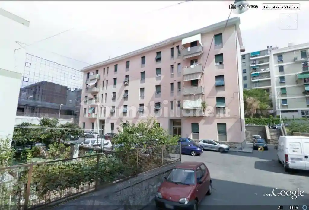 Appartamento in affitto a Genova