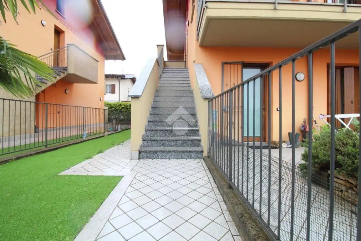 Trilocale via roggia mornichello 19, Cavernago - foto 2