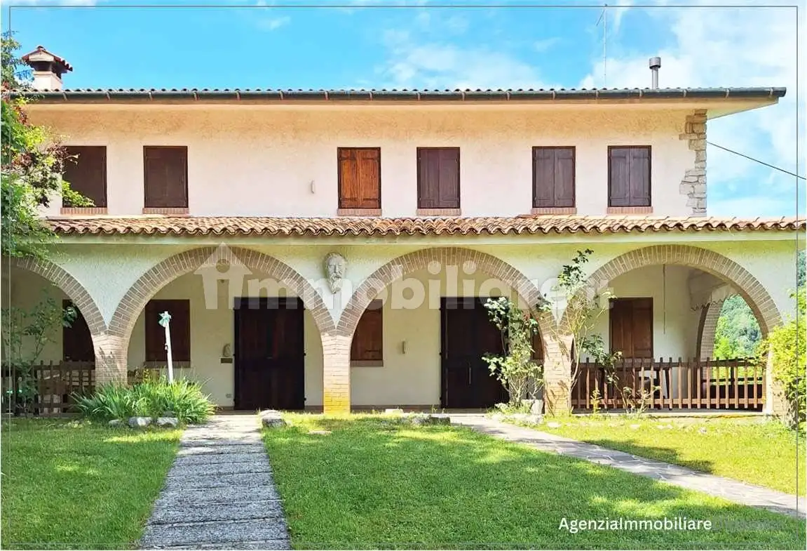 Casa indipendente in vendita a Farra di Soligo