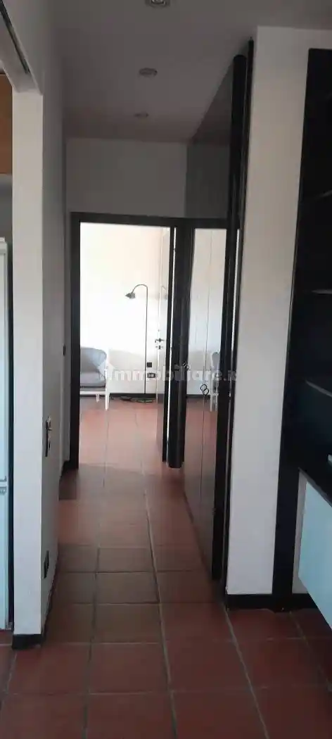 Palazzo - Edificio in Affitto - foto 3