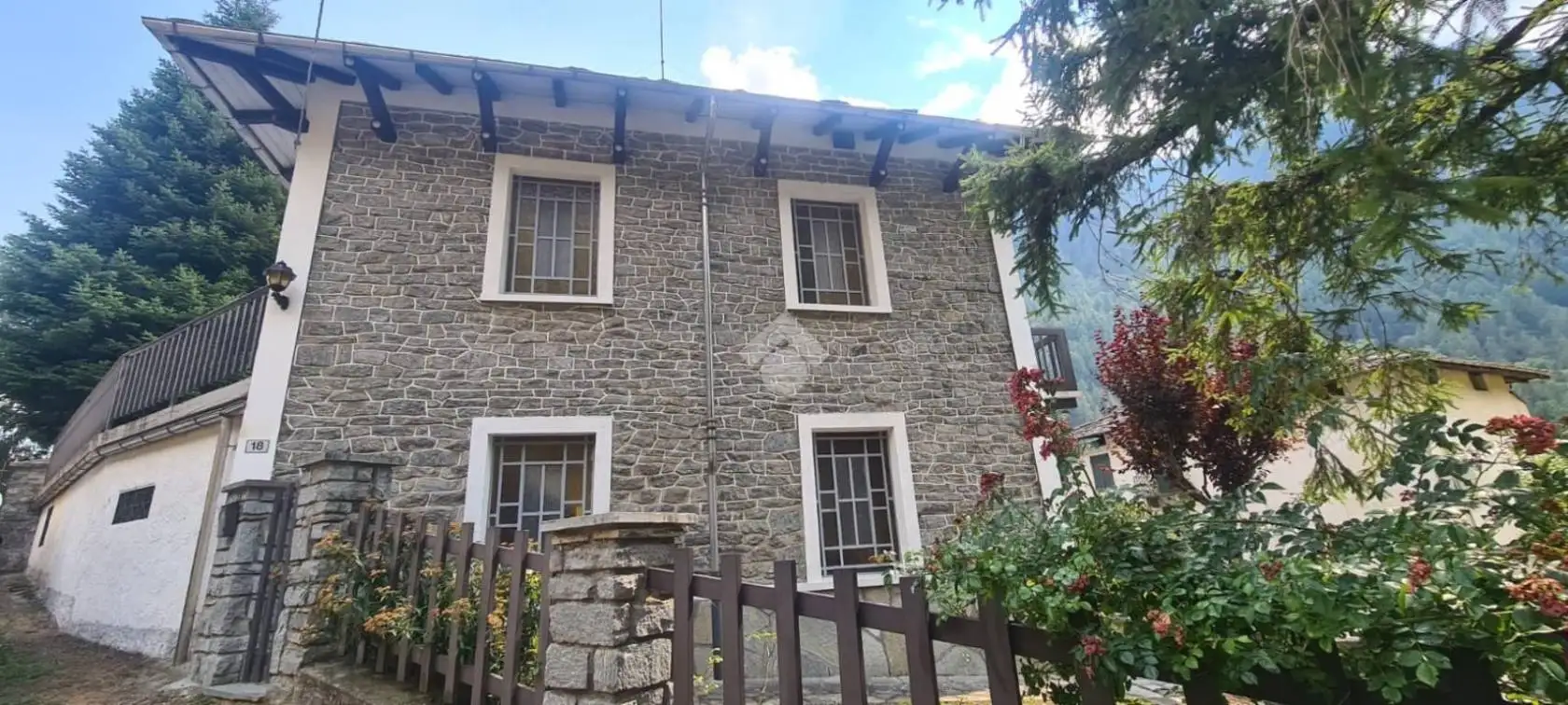 Casa indipendente in vendita a Groscavallo