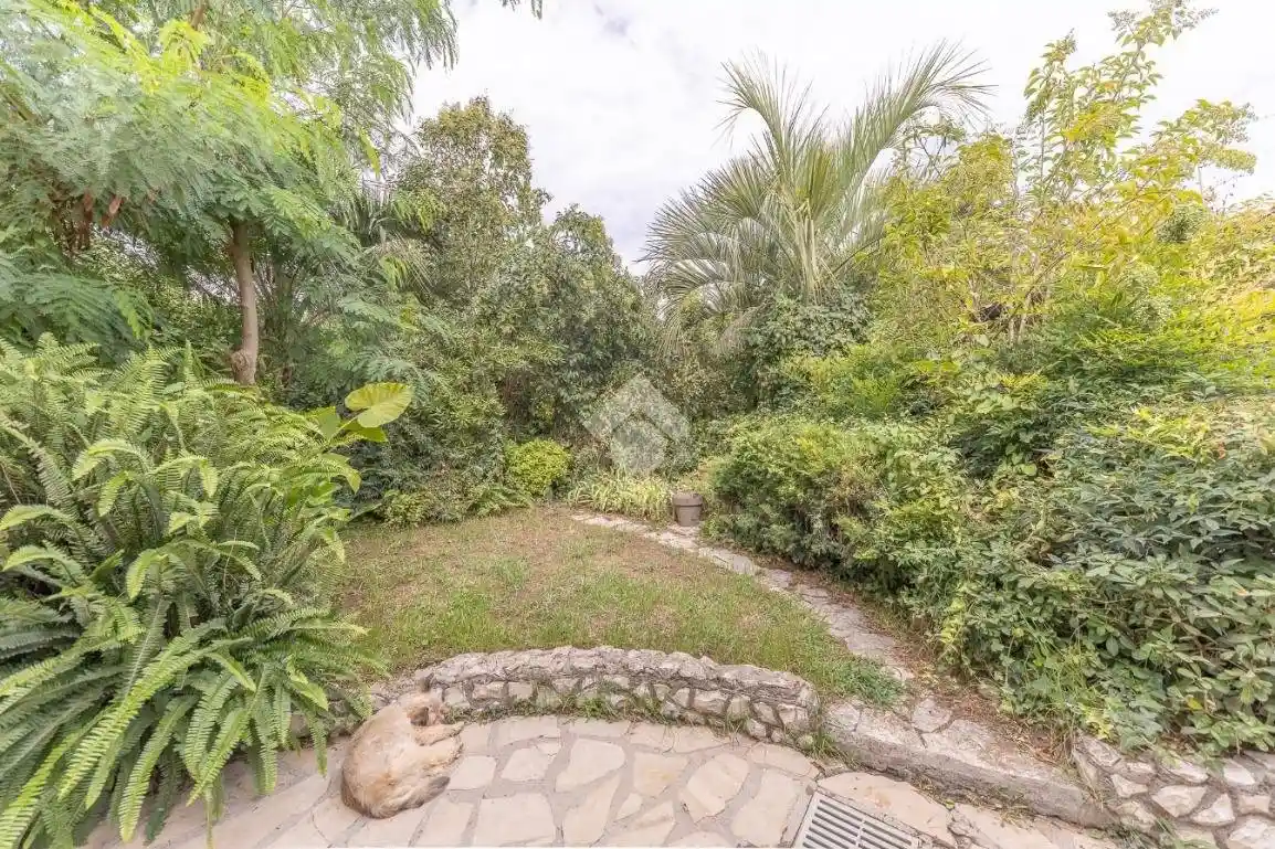 Villa unifamiliare via Luigi Spazzapan 85, Casal Palocco, Roma - foto 2