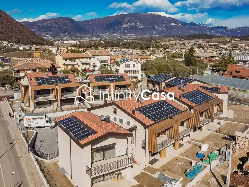 Appartamento in vendita a Affi