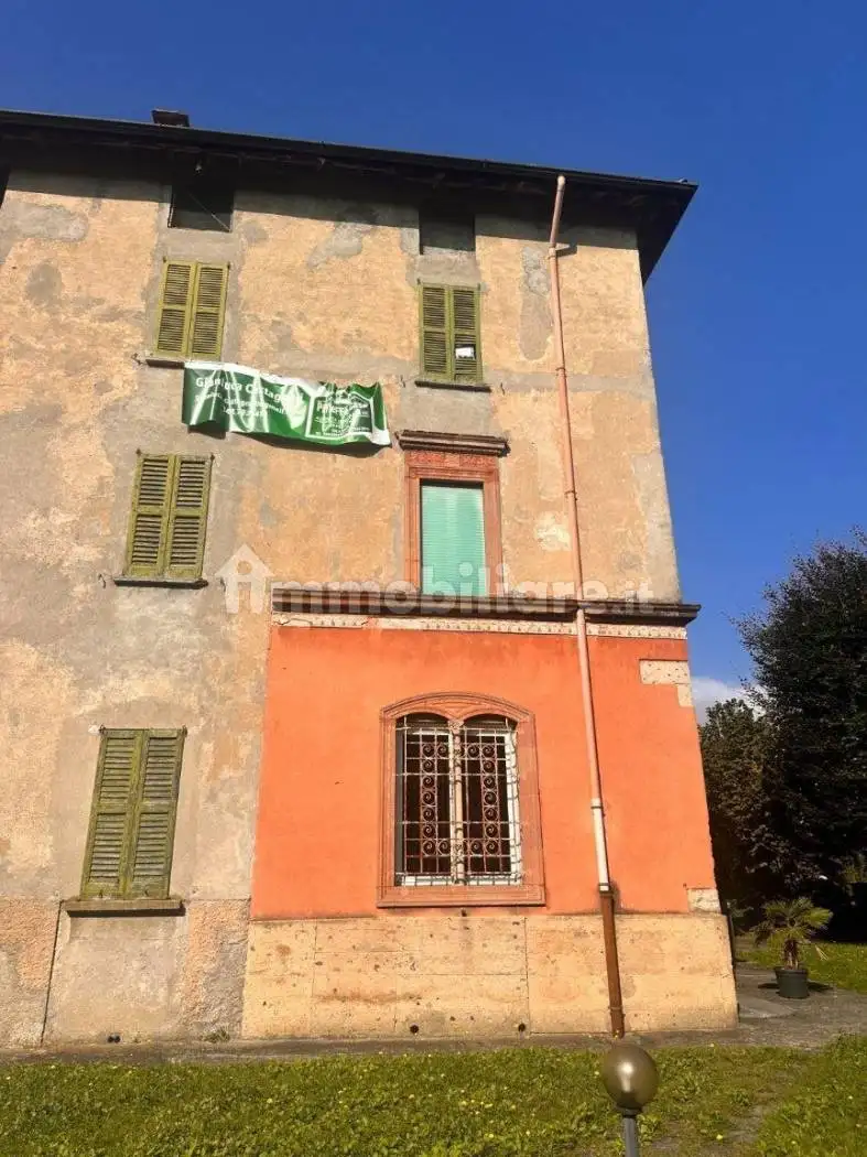 Terratetto plurifamiliare piazza Nuova, Centro, Brivio - foto 2