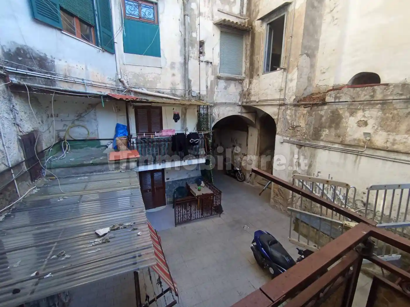 Bilocale Vico Santa Maria degli Angeli alle Croci 22, San Carlo All'Arena, Napoli - foto 3