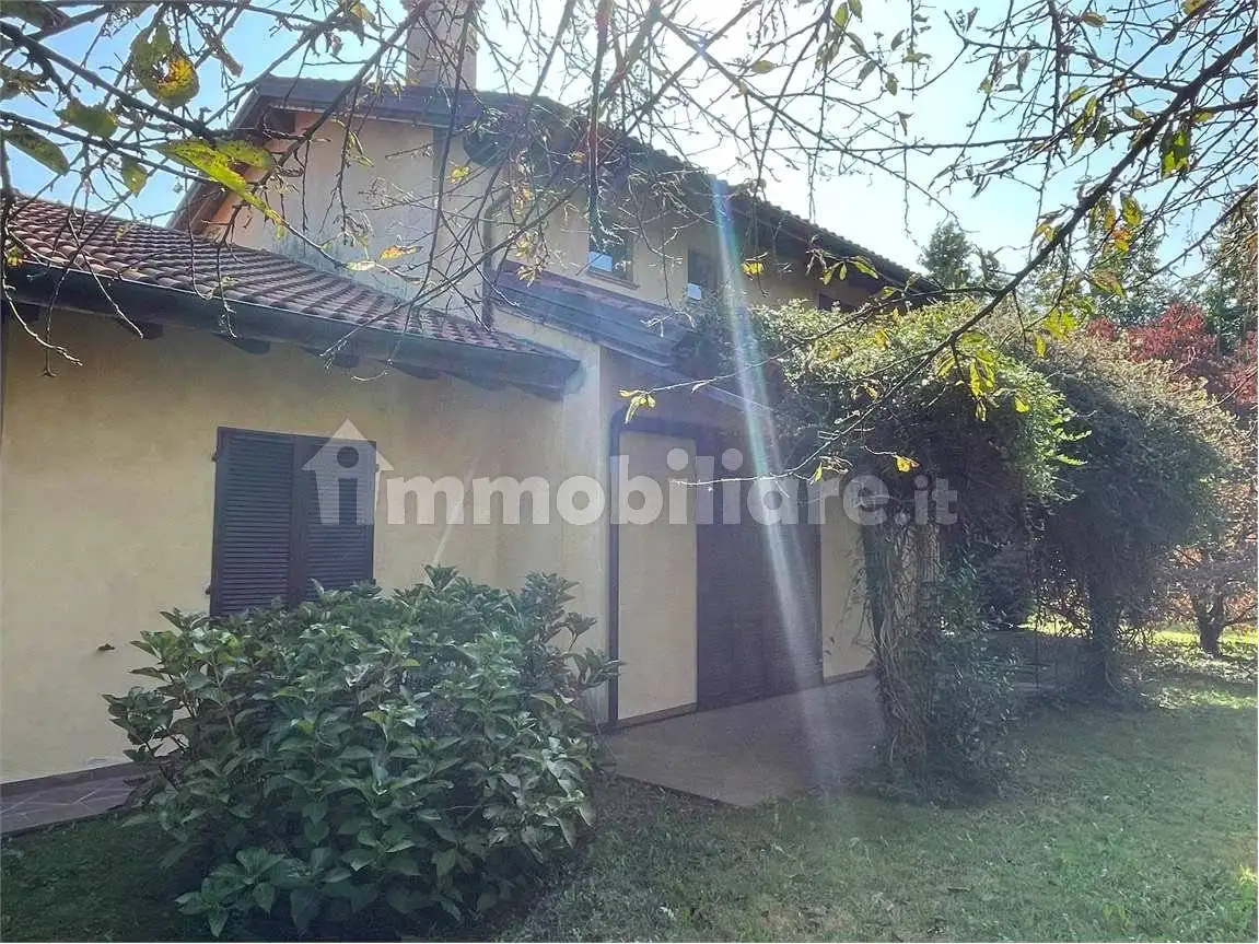 Villa unifamiliare via Roma, Agrate, Agrate Conturbia - foto 2