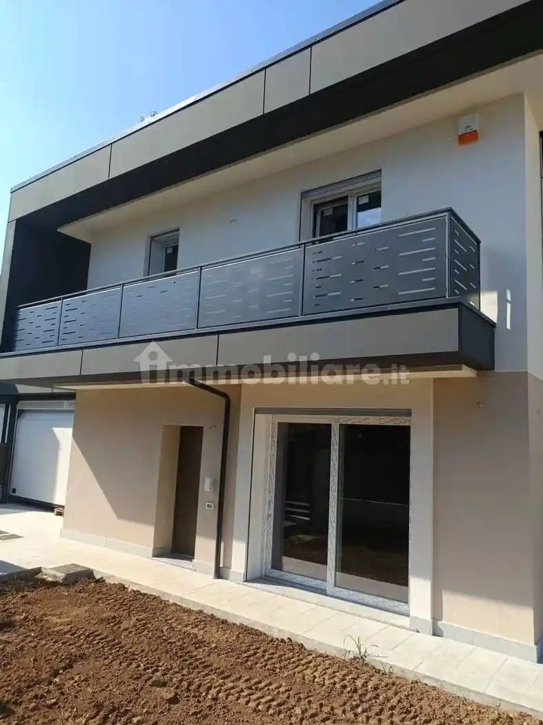 Villa in vendita a Azzano San Paolo