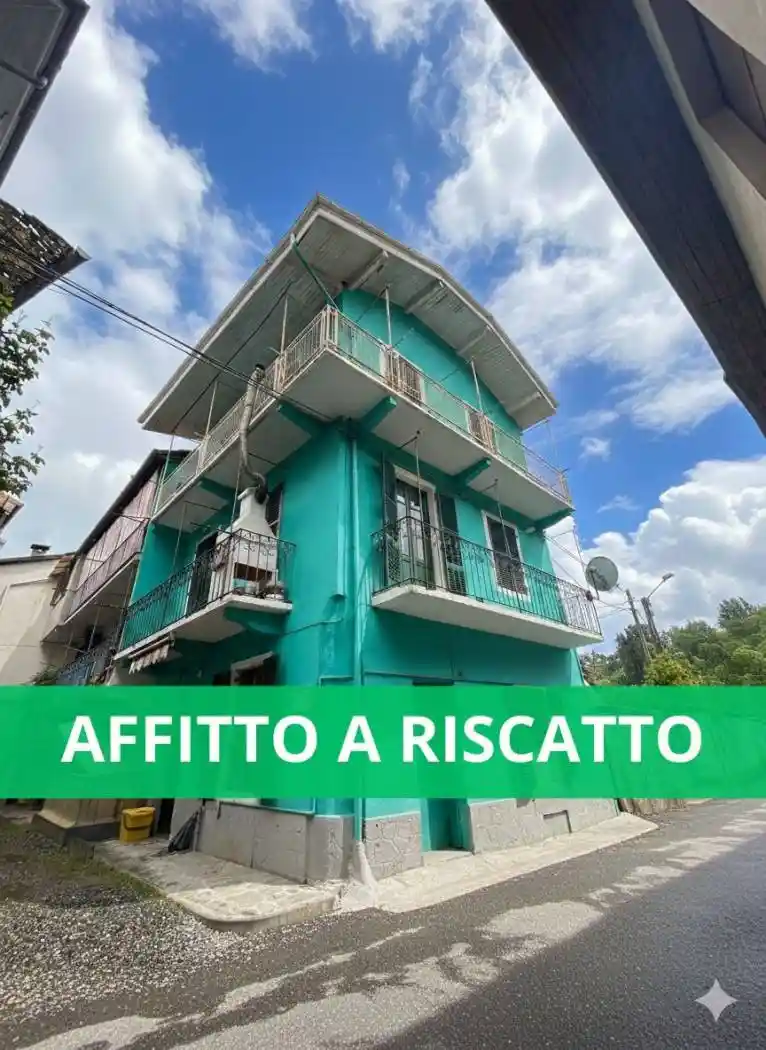 Casa indipendente in vendita a Rocca Canavese