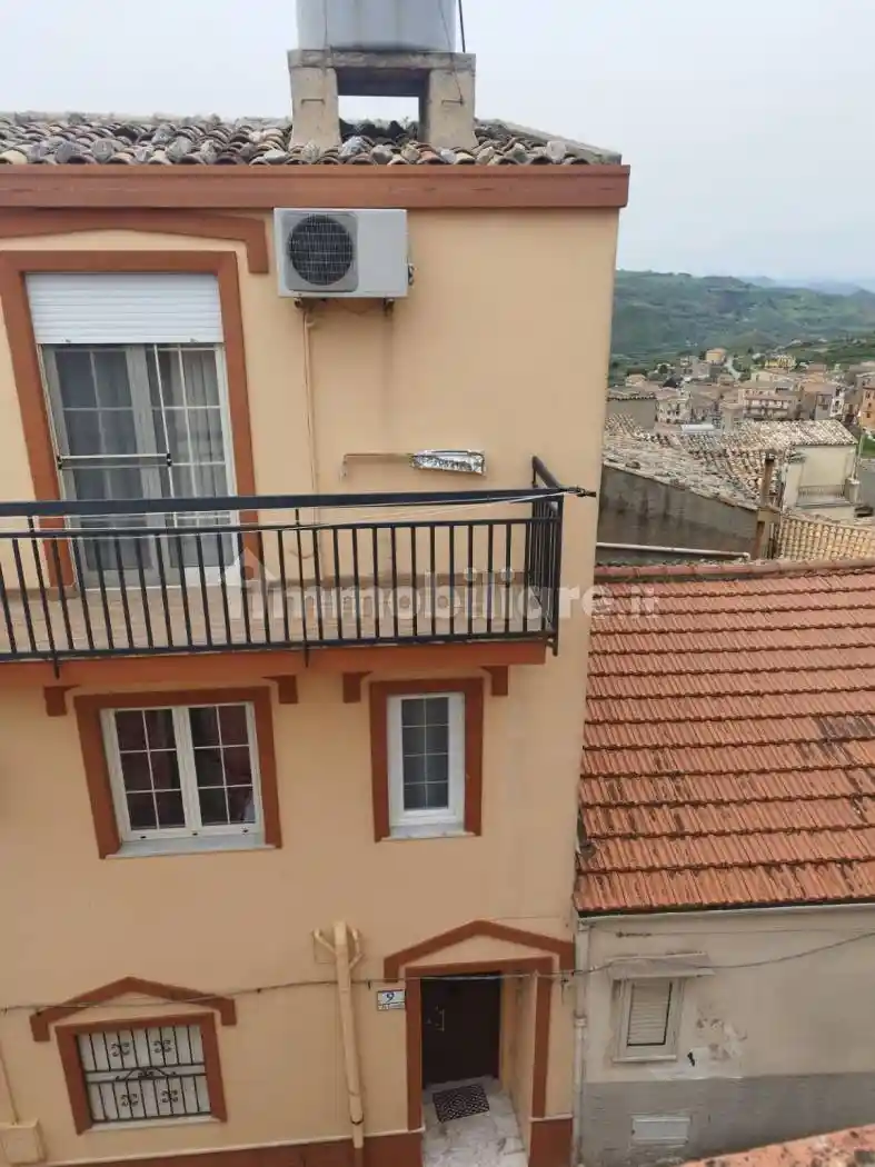 Casa indipendente in vendita a Bisacquino