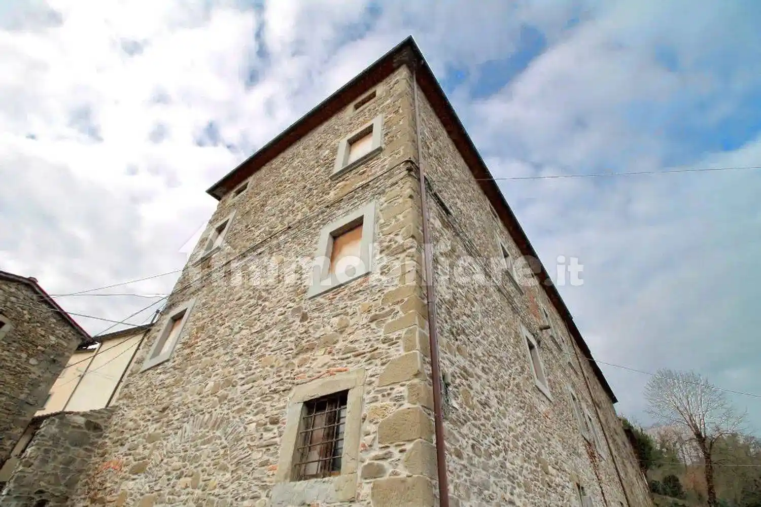 Villa in vendita a Castel Focognano