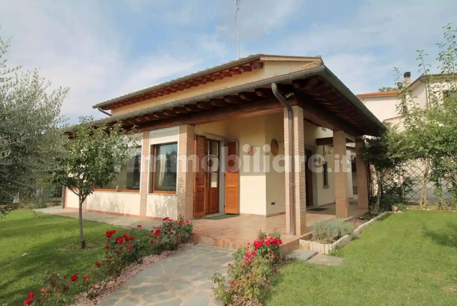 Villa unifamiliare Neighbourhood: Case Nuove Di Ceciliano, Ceciliano, Arezzo - foto 2