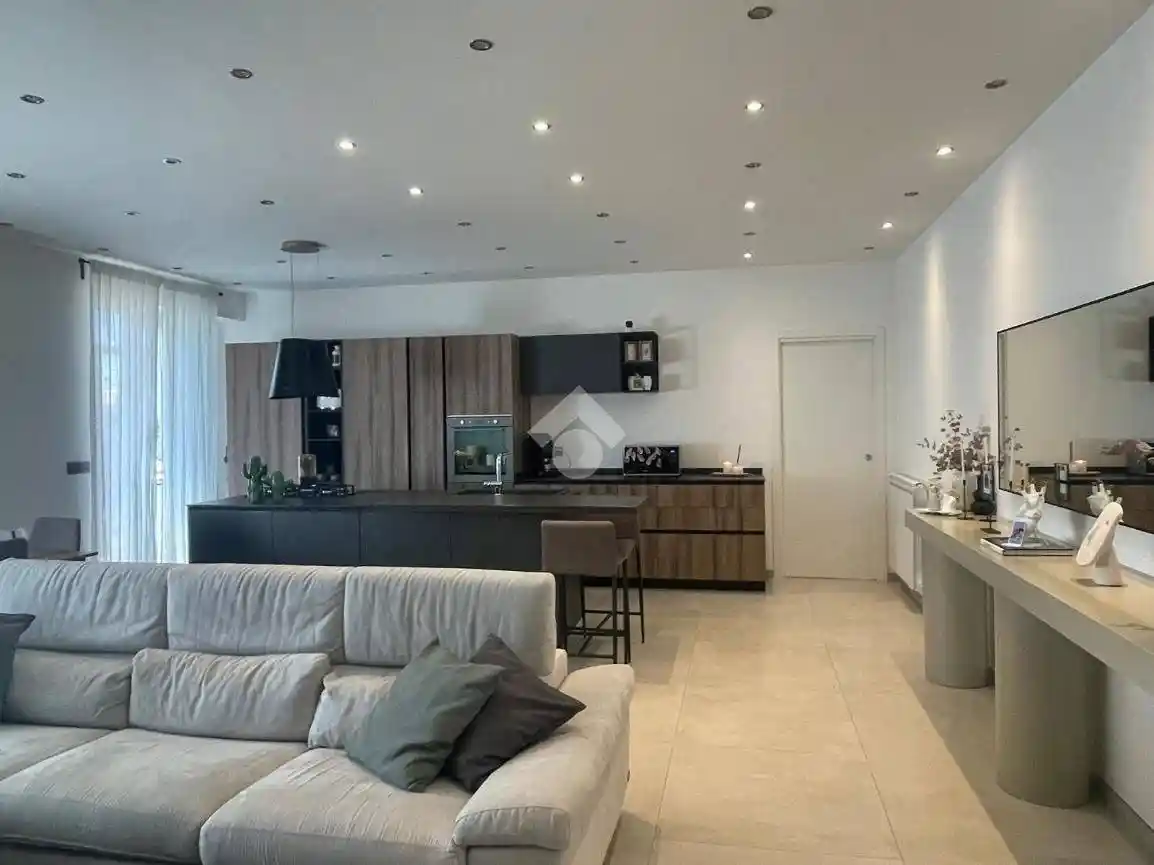 Appartamento in vendita a Palermo