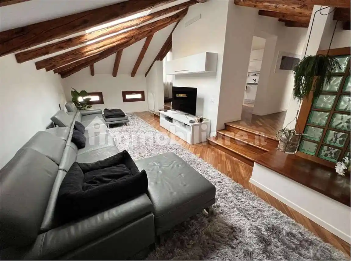 Mansarda via Nazario Sauro, 2, Sant'Agnese, Treviso - foto 2