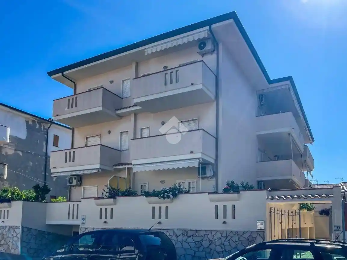 Appartamento in vendita a Furnari