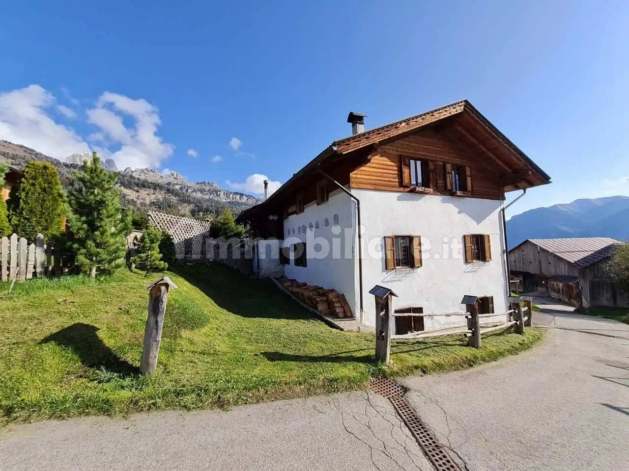 Casa indipendente in vendita a San Giovanni di Fassa