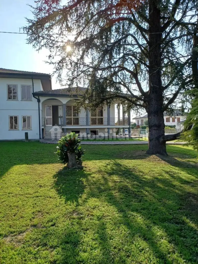 Villa in vendita a Ceneselli