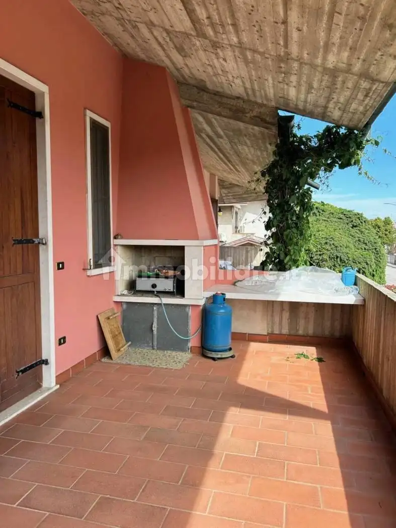 Villa unifamiliare, buono stato, 200 m², Castagnaro - foto 2