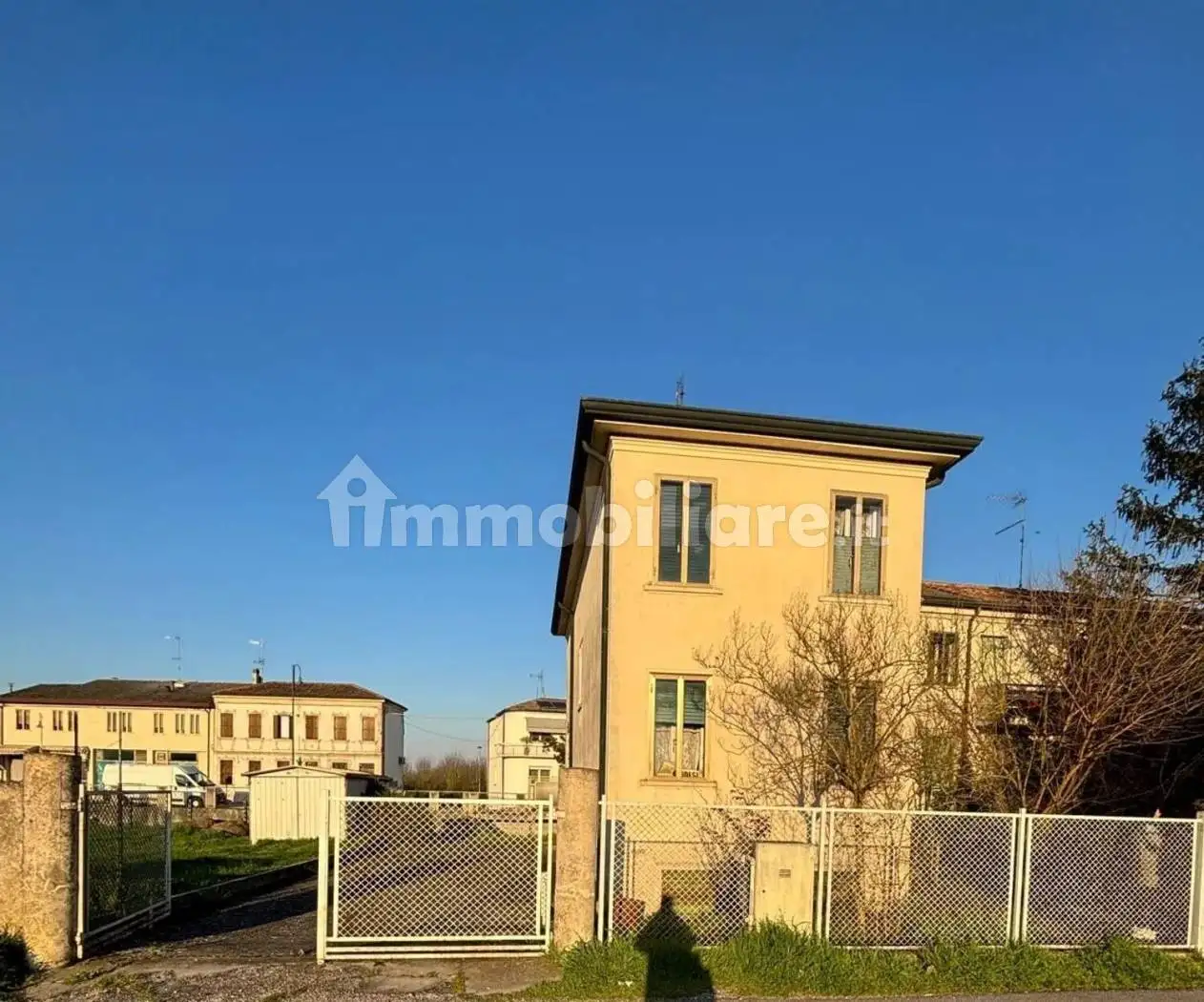 Villa in vendita a Villanova del Ghebbo