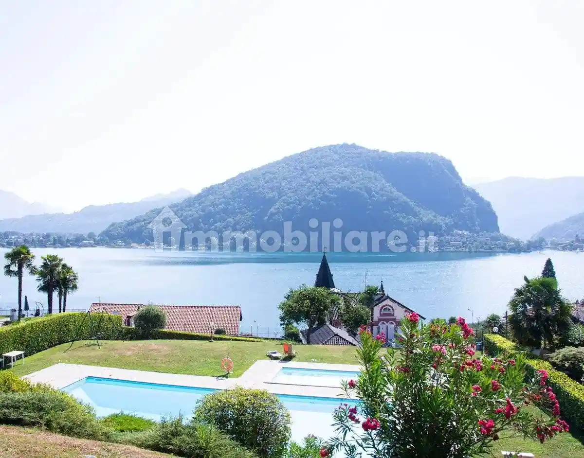 Appartamento in vendita a Lavena Ponte Tresa