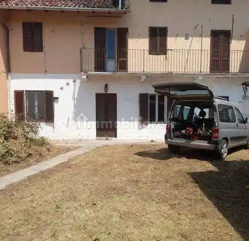 Villa in vendita a Borgolavezzaro