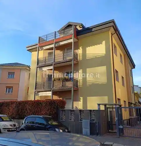 Appartamento in vendita a Novara