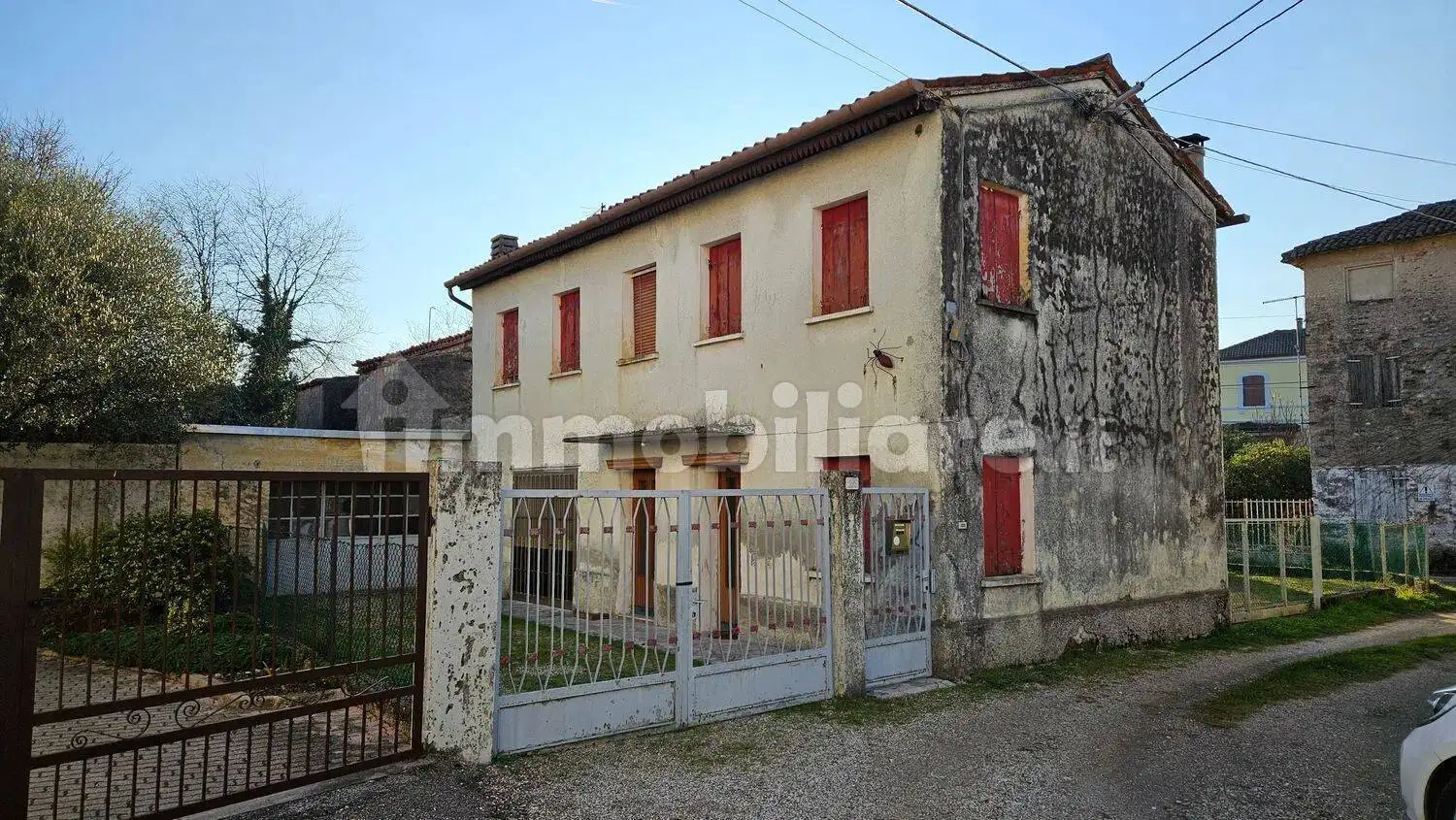 Rustico - Casale in vendita a Rosà