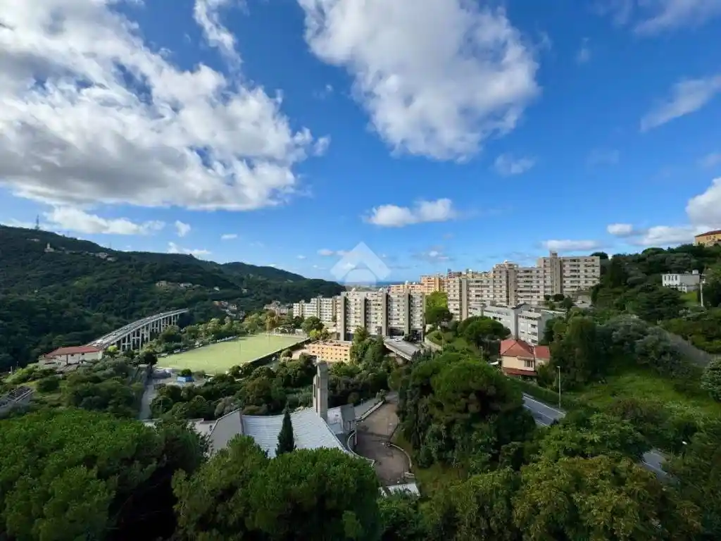 Appartamento in vendita a Genova