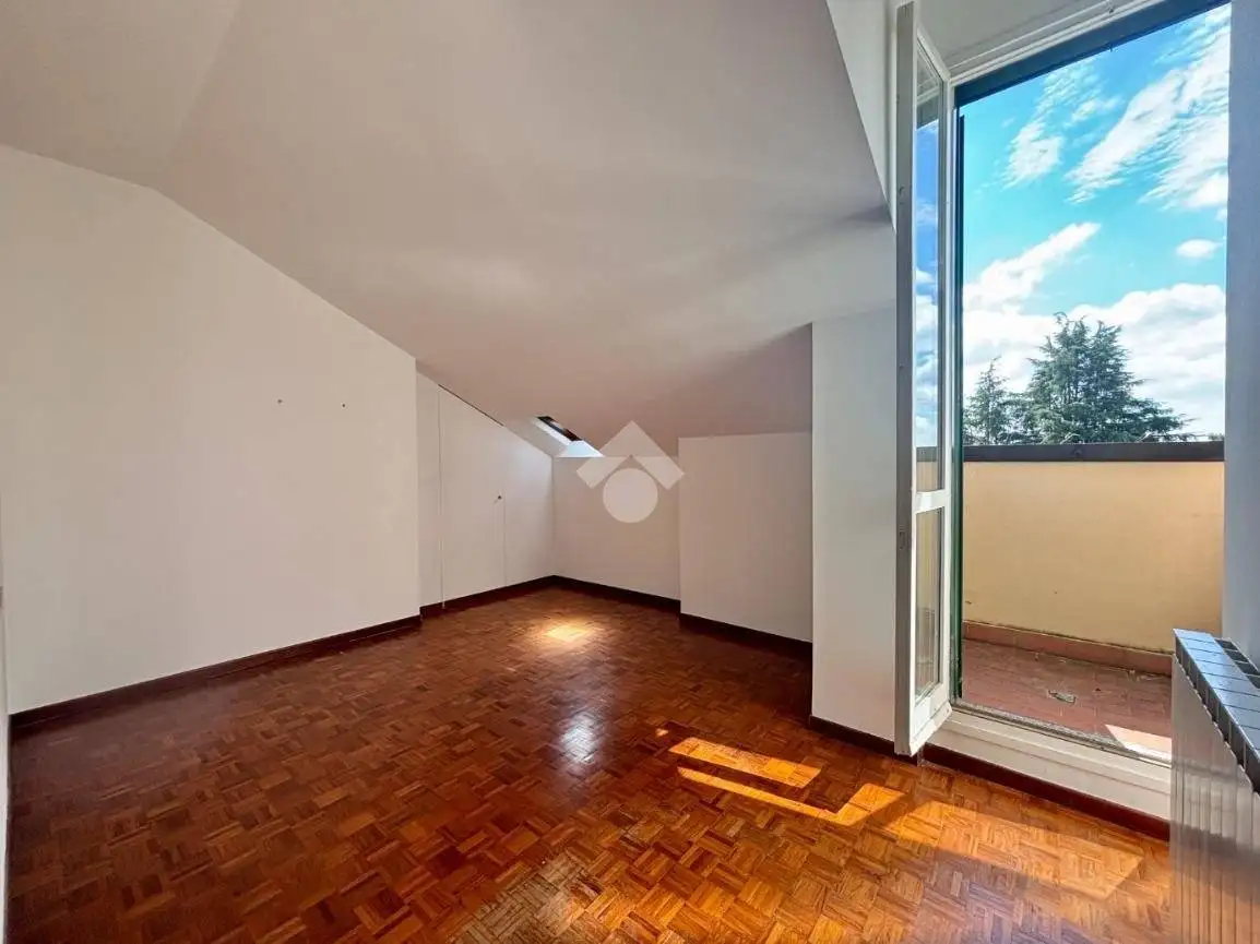 Quadrilocale via Gioacchino Rossini 47, Centro, Casnate con Bernate - foto 5