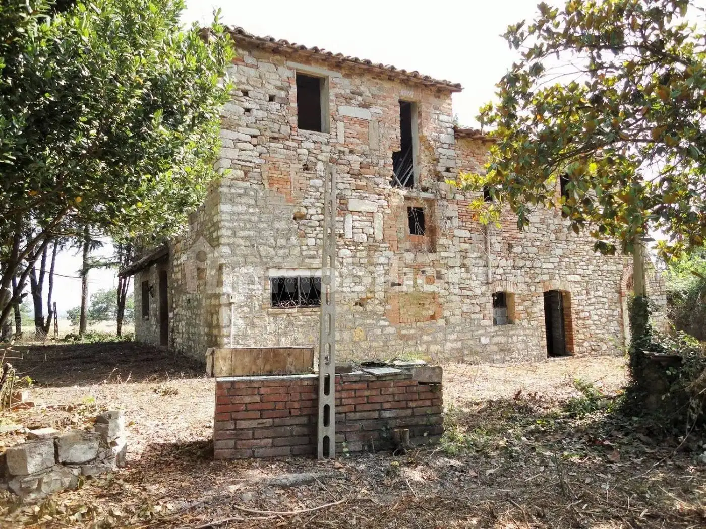 Rustico - Casale in vendita a Fratta Todina