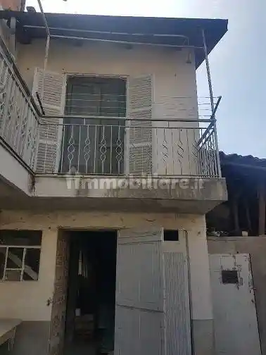 Casa colonica via Aurelio Robino 9, Centro, Castell'Alfero - foto 2