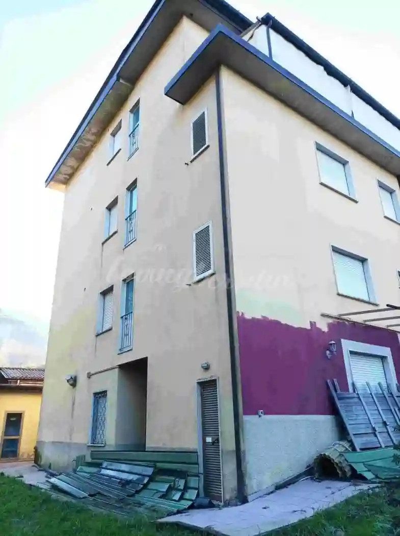 Palazzo - Edificio - foto 2