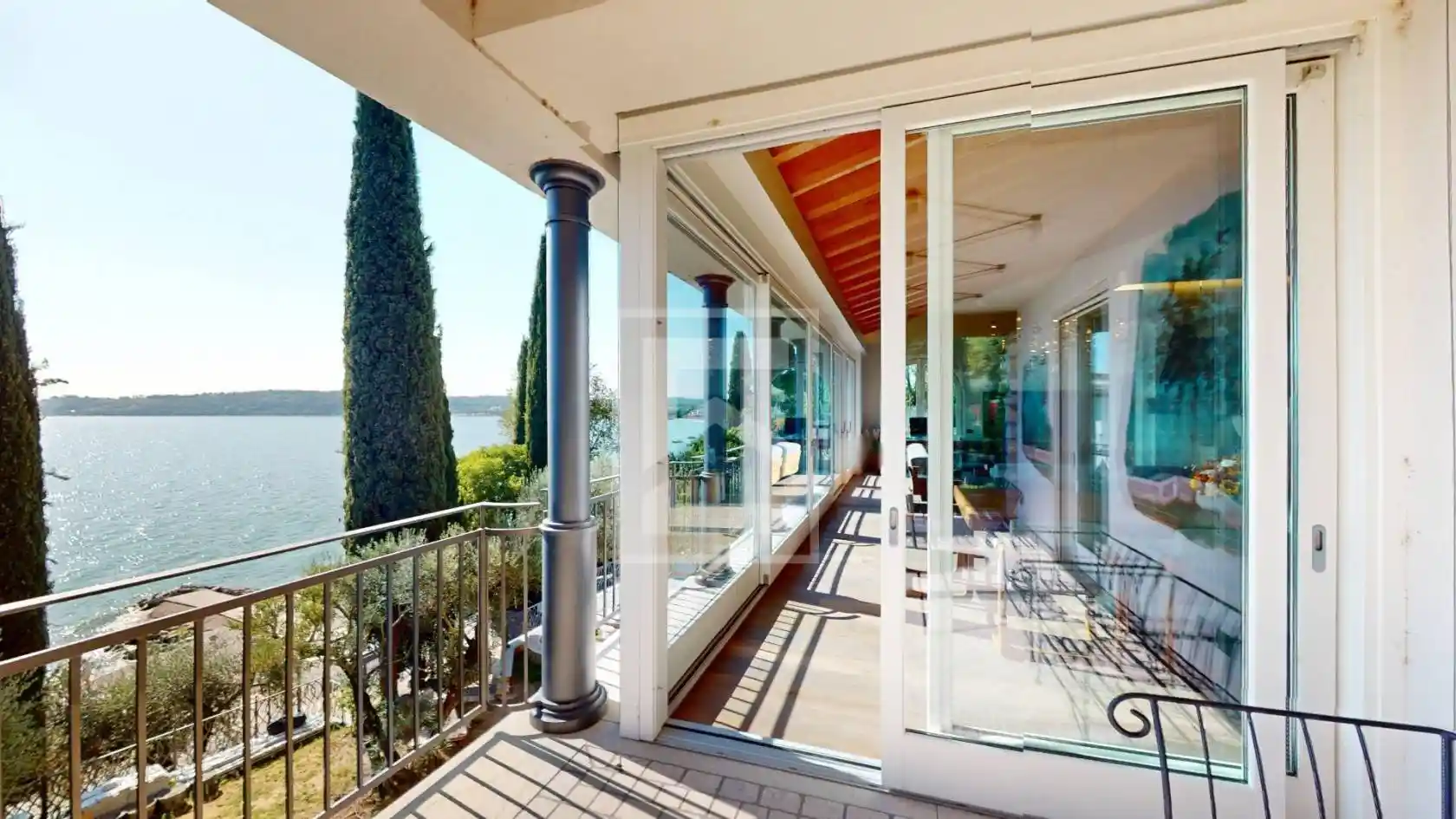 Villa in vendita a Padenghe sul Garda