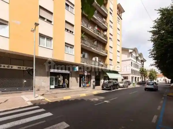 Appartamento in vendita a Lainate