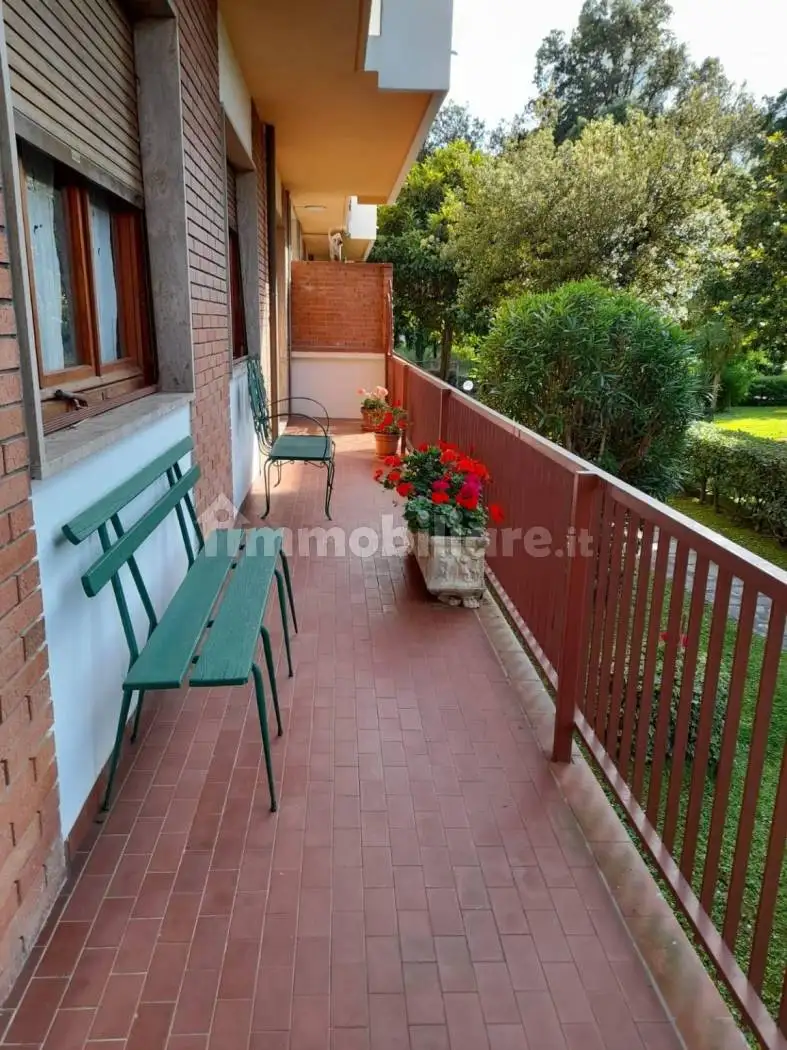 Appartamento in affitto a Massa