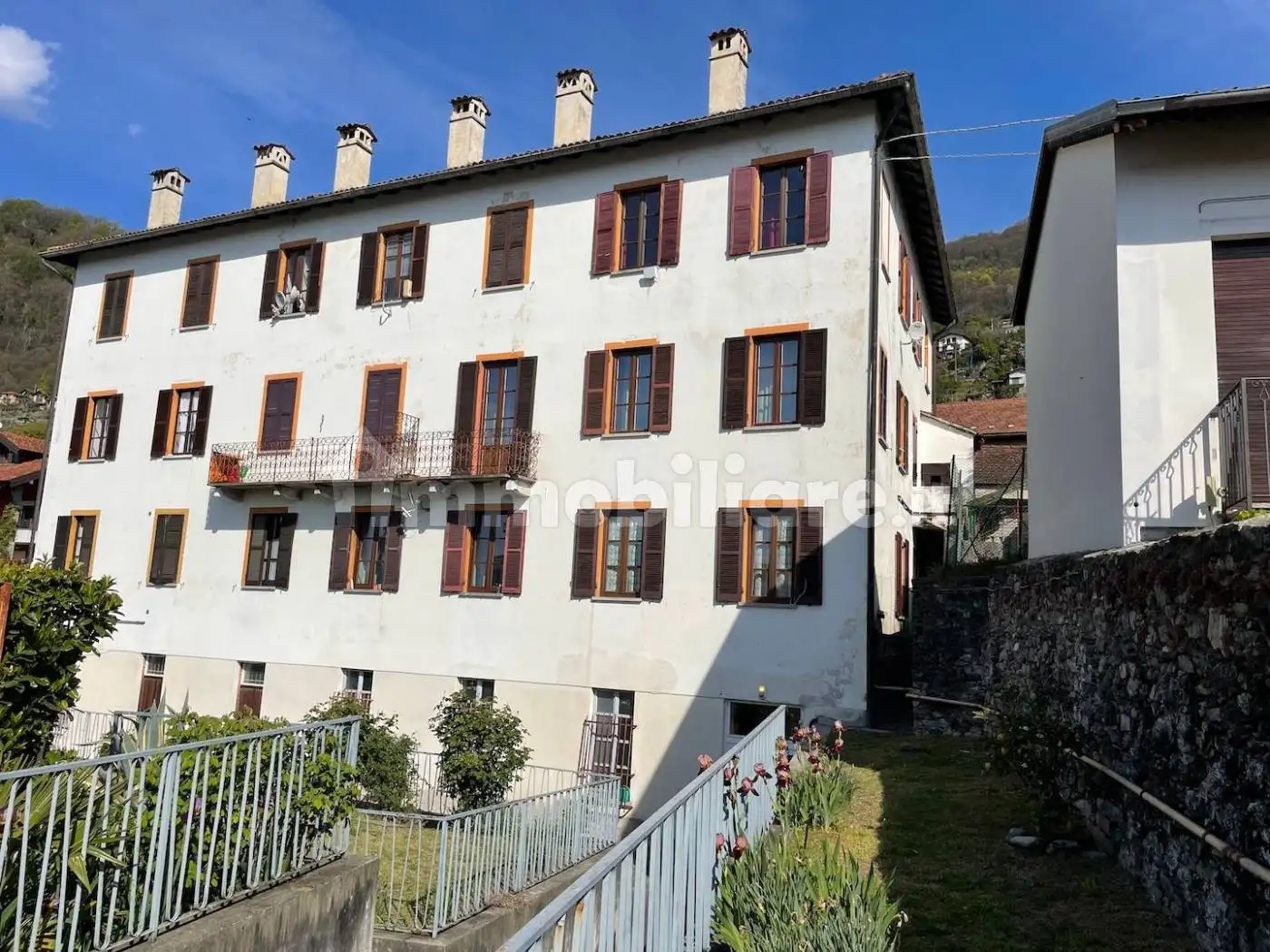 Appartamento in vendita a Cannero Riviera