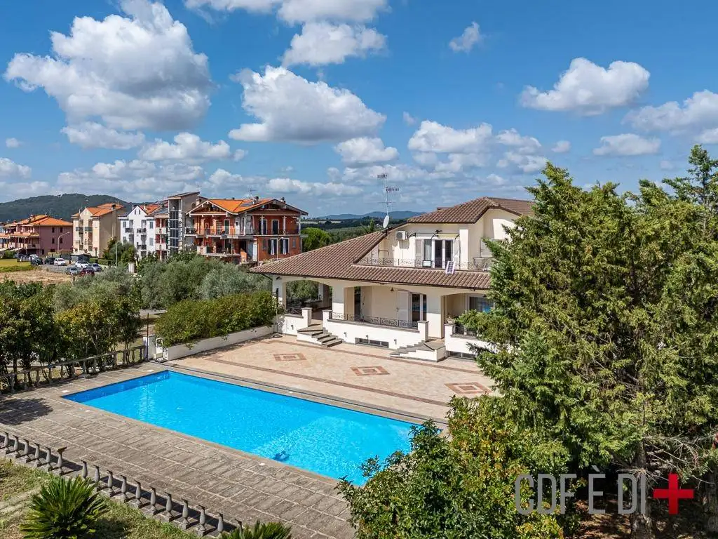 Villa unifamiliare viale dell'Unità d'Italia, Centro, Canino - foto 2