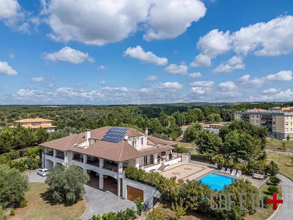 Villa unifamiliare viale dell'Unità d'Italia, Centro, Canino - foto 3