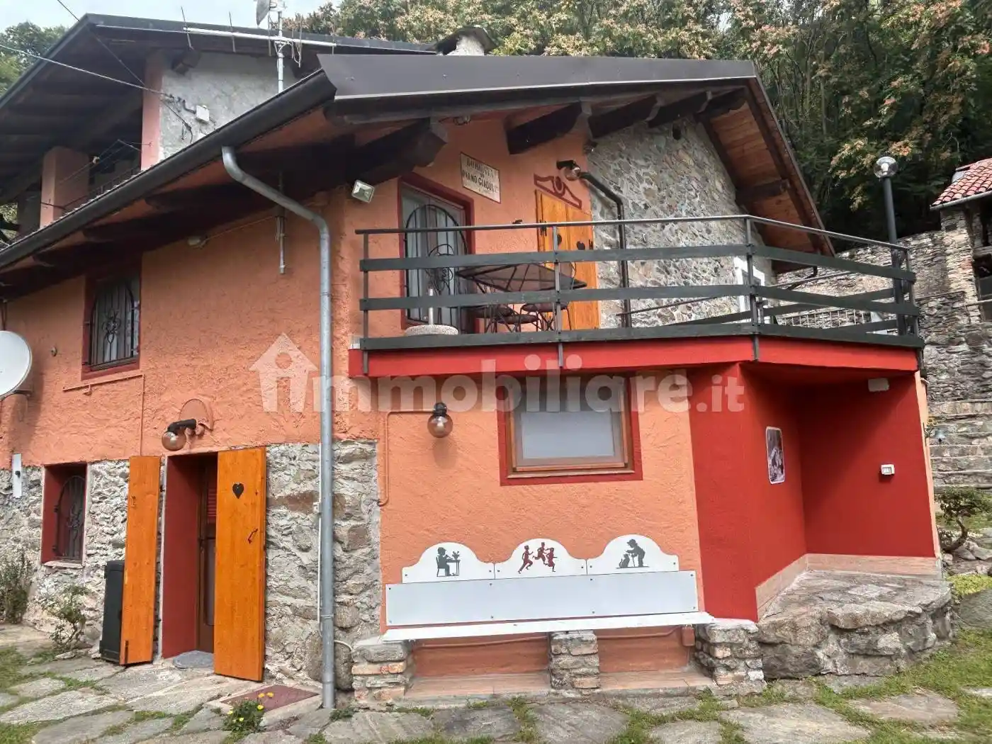 Casa indipendente in vendita a Pont-Canavese